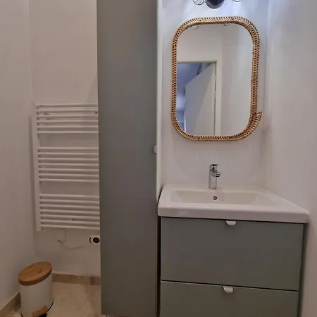 Apartment Neuf Climatise Wifi 27m2 Oullins